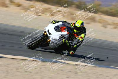 media/Jan-08-2022-SoCal Trackdays (Sat) [[1ec2777125]]/Turn 6 Inside (1pm)/